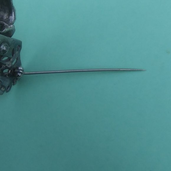 Vintage Alexander Korda 1940s Thief of Bagdad Magic Flying Carpet Pin - Picture 13 of 16